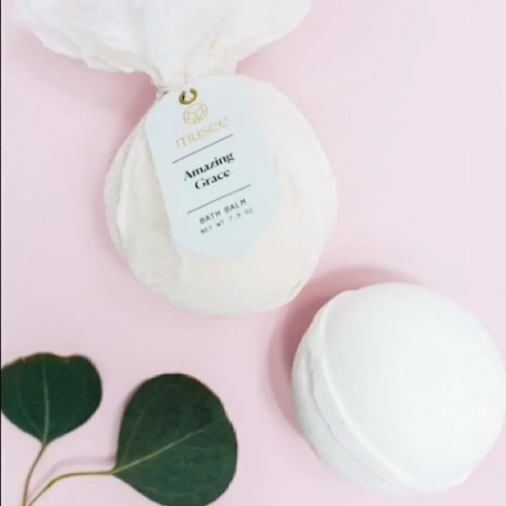 Musee Amazing Grace Bath Bomb